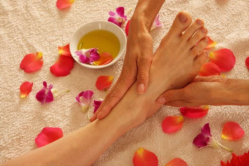 足のお疲れには〈リフレクソロジー〉